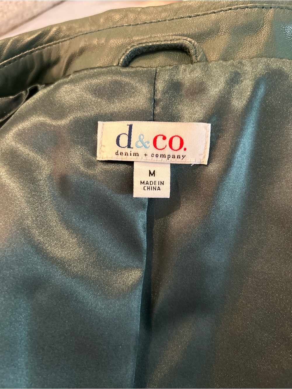 Women's Teal Leather Zip-Front Jacket - Sleek Fitted Style - Picture 5 of 9